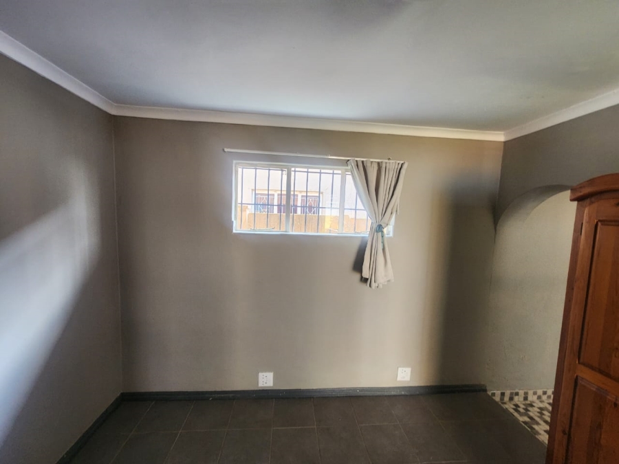 To Let 1 Bedroom Property for Rent in Discovery Gauteng