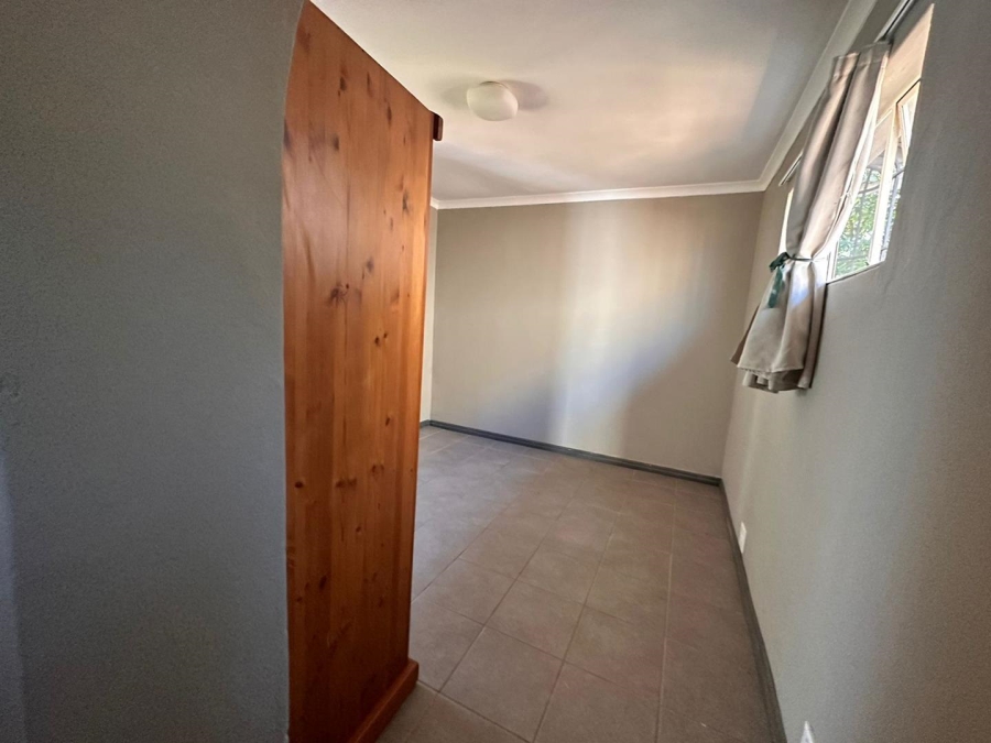 To Let 1 Bedroom Property for Rent in Discovery Gauteng