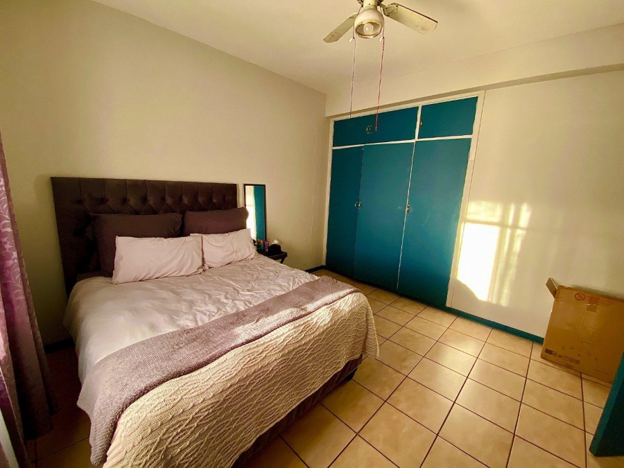 2 Bedroom Property for Sale in Gezina Gauteng