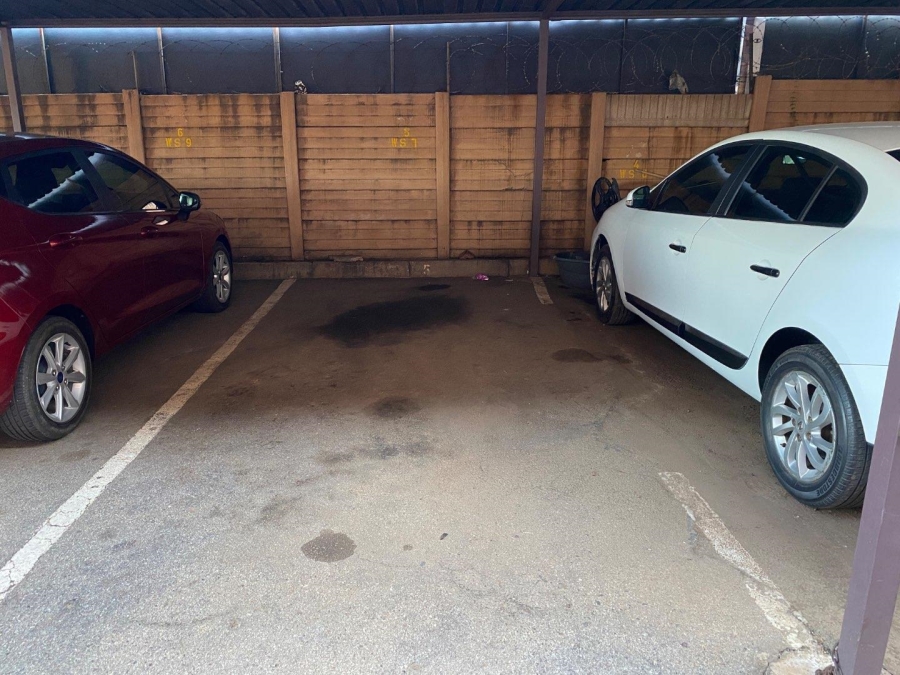 2 Bedroom Property for Sale in Gezina Gauteng