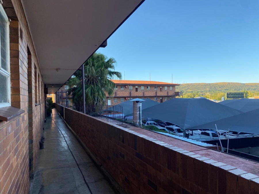 2 Bedroom Property for Sale in Gezina Gauteng