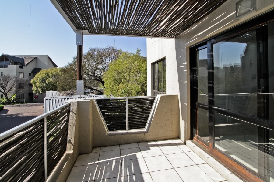 To Let 2 Bedroom Property for Rent in Pineslopes Gauteng