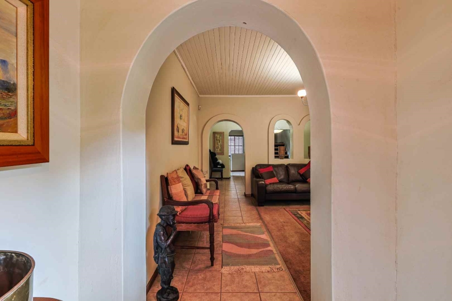 4 Bedroom Property for Sale in Faerie Glen Gauteng