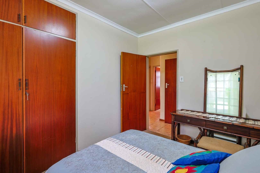 4 Bedroom Property for Sale in Faerie Glen Gauteng