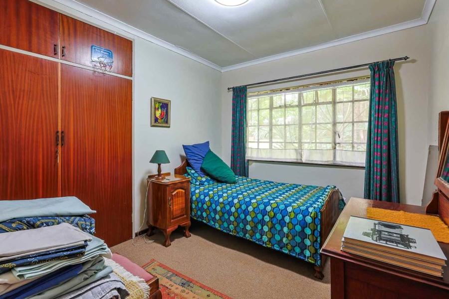 4 Bedroom Property for Sale in Faerie Glen Gauteng