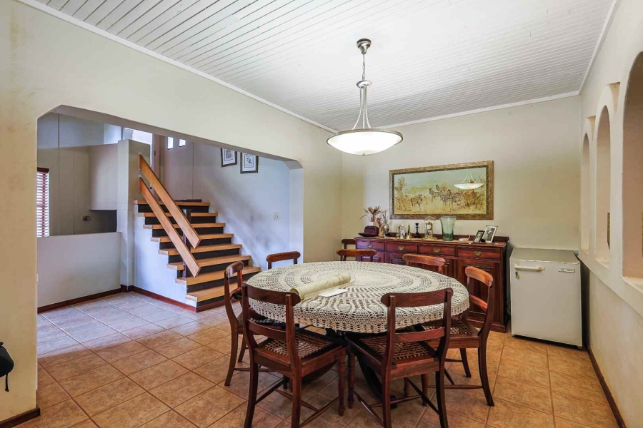 4 Bedroom Property for Sale in Faerie Glen Gauteng