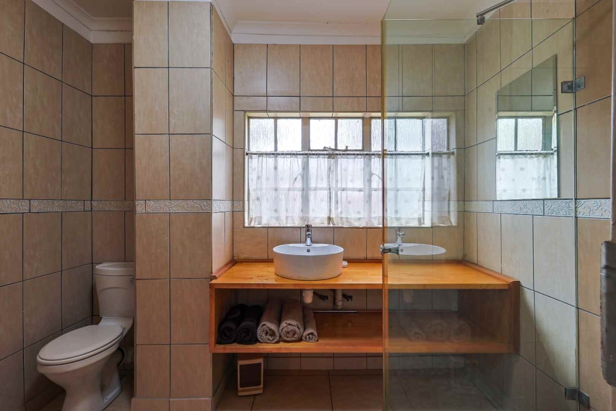 4 Bedroom Property for Sale in Faerie Glen Gauteng