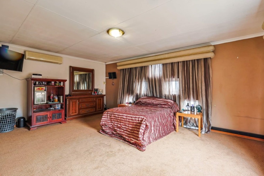 4 Bedroom Property for Sale in Silverton Gauteng