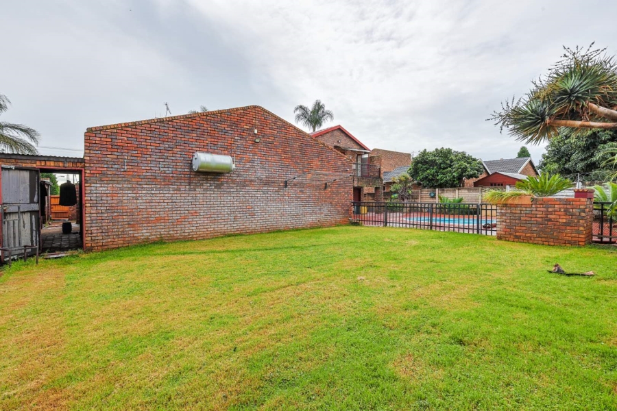 4 Bedroom Property for Sale in Silverton Gauteng