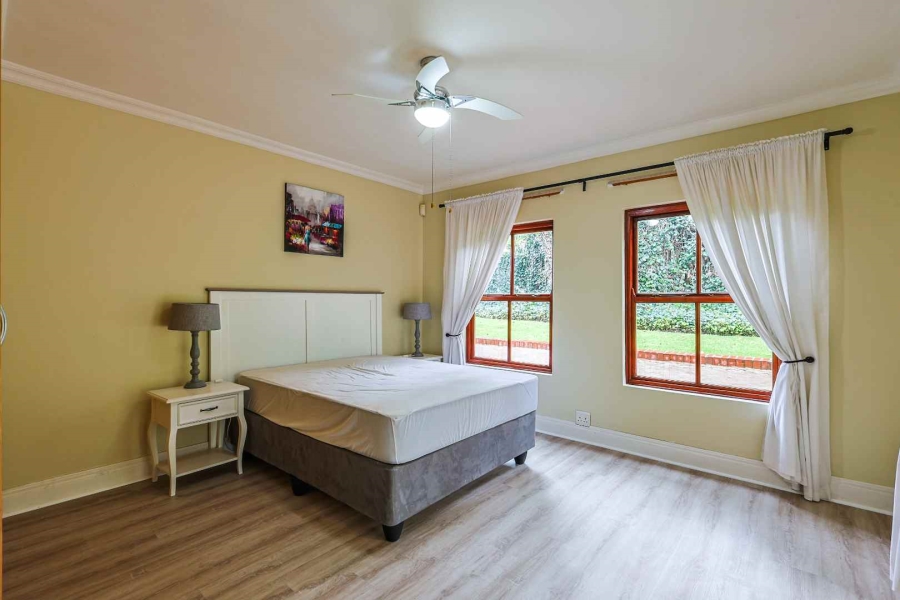 To Let 4 Bedroom Property for Rent in Woodhill Estate Gauteng