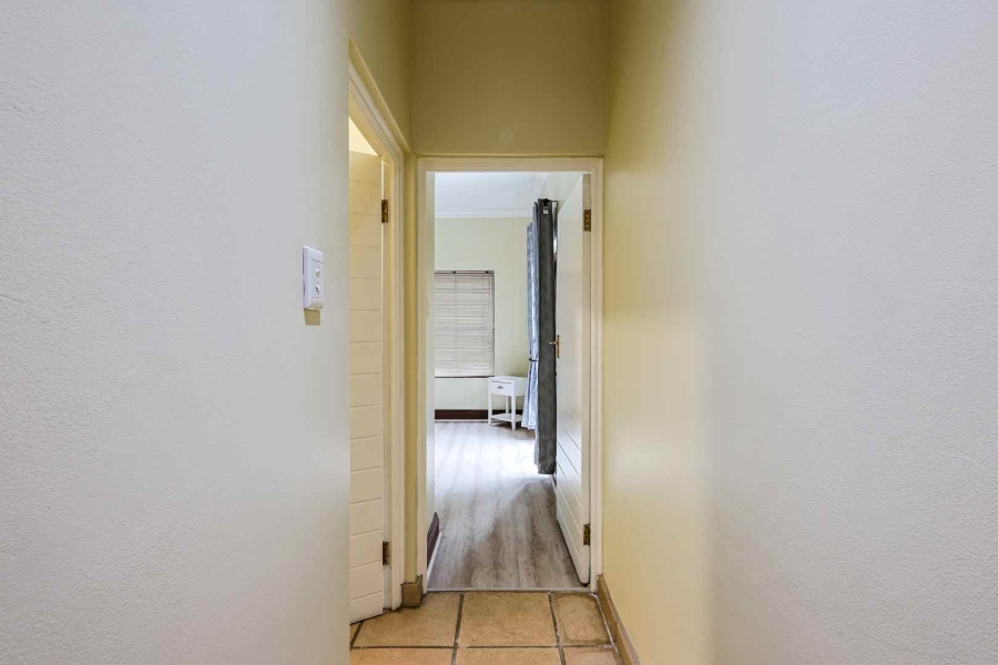 To Let 4 Bedroom Property for Rent in Woodhill Estate Gauteng