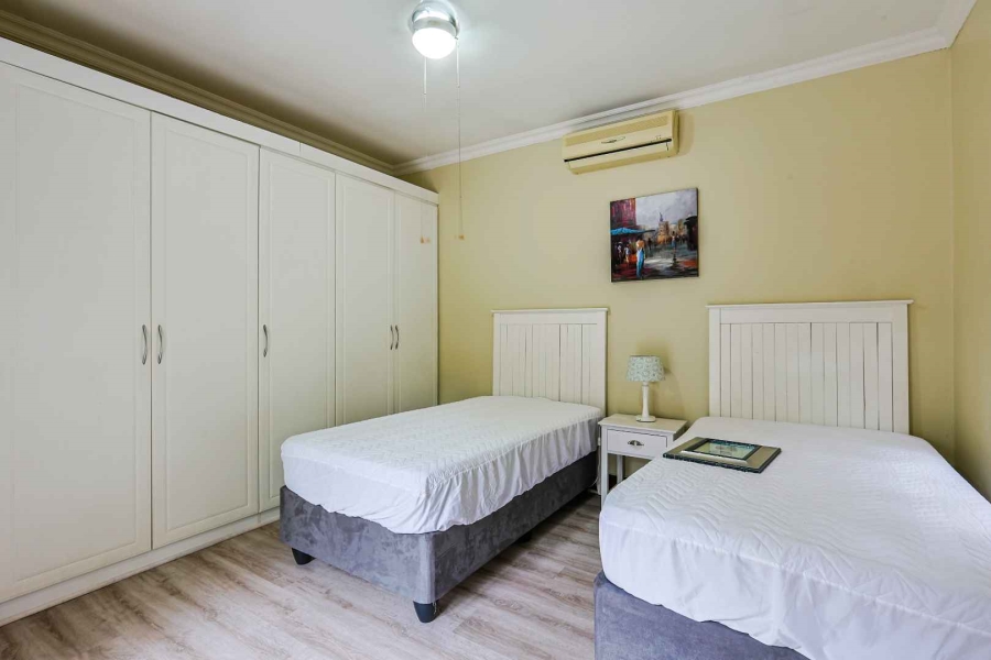 To Let 4 Bedroom Property for Rent in Woodhill Estate Gauteng