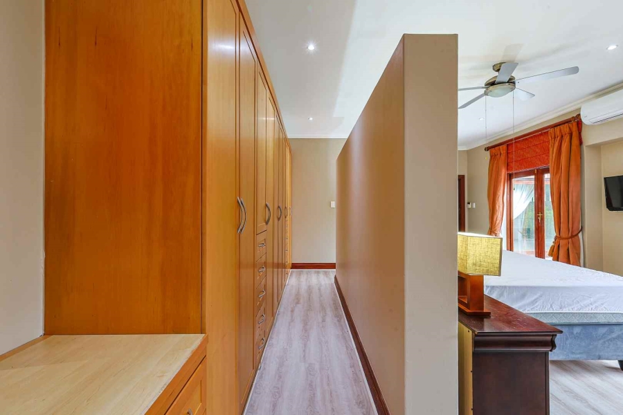 To Let 4 Bedroom Property for Rent in Woodhill Estate Gauteng