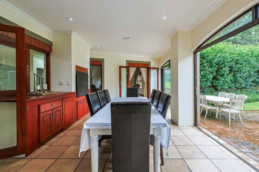 To Let 4 Bedroom Property for Rent in Woodhill Estate Gauteng