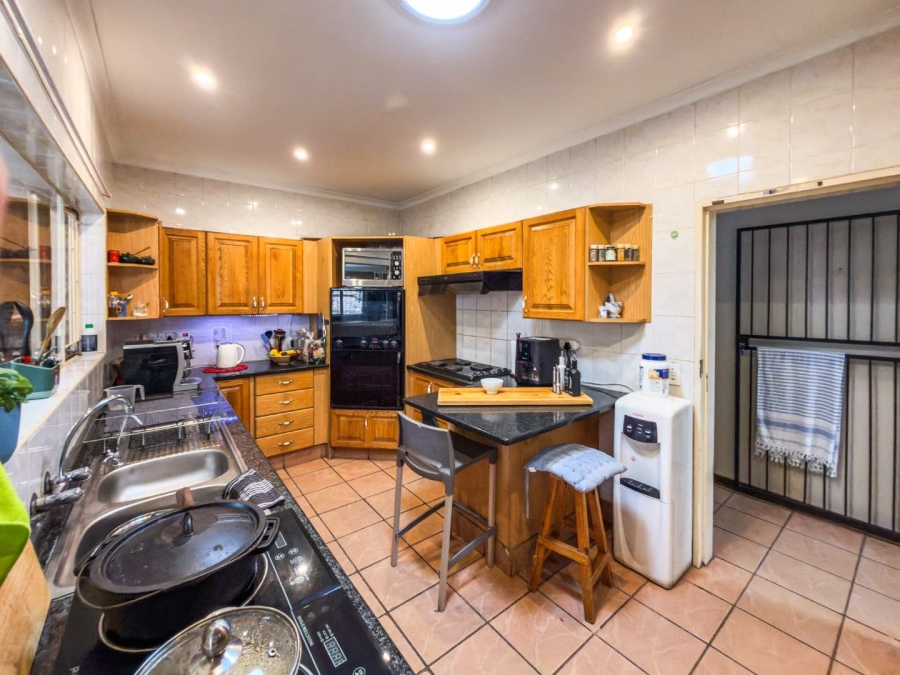 4 Bedroom Property for Sale in Silverton Ridge Gauteng