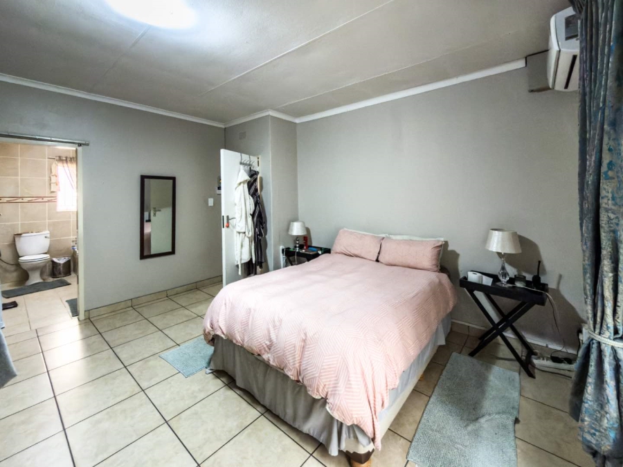 4 Bedroom Property for Sale in Silverton Ridge Gauteng