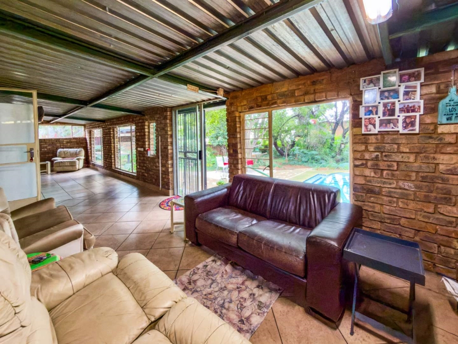 4 Bedroom Property for Sale in Silverton Ridge Gauteng