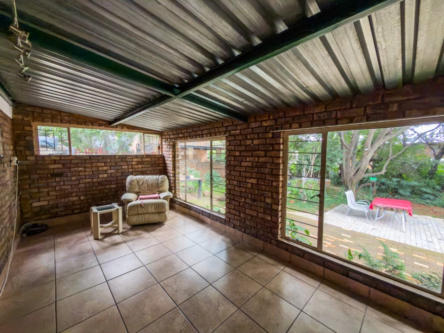 4 Bedroom Property for Sale in Silverton Ridge Gauteng