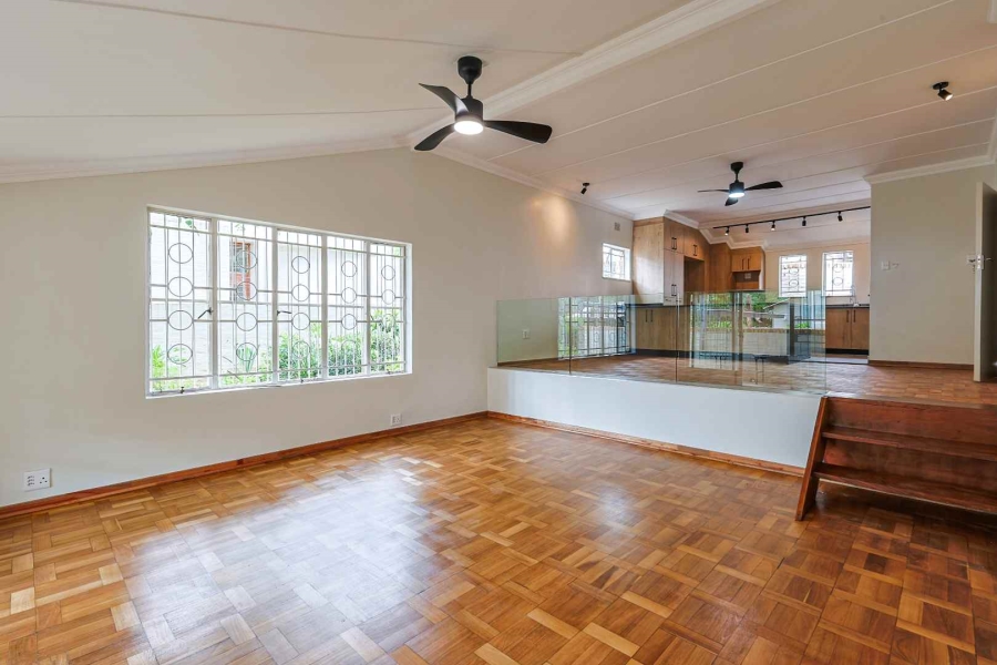 3 Bedroom Property for Sale in Nieuw Muckleneuk Gauteng