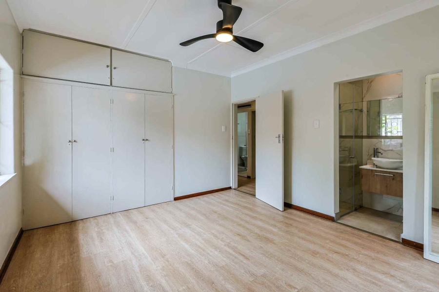 3 Bedroom Property for Sale in Nieuw Muckleneuk Gauteng