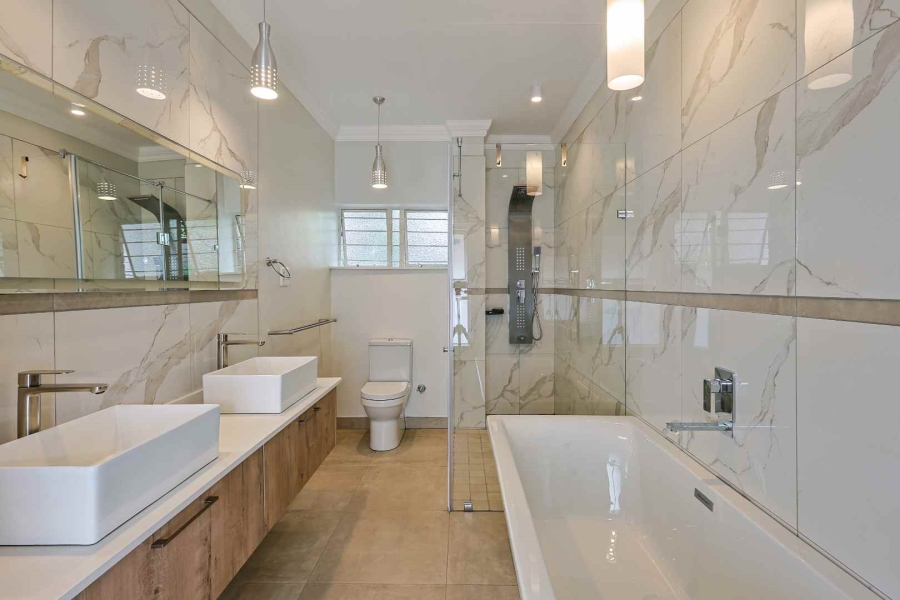 3 Bedroom Property for Sale in Nieuw Muckleneuk Gauteng