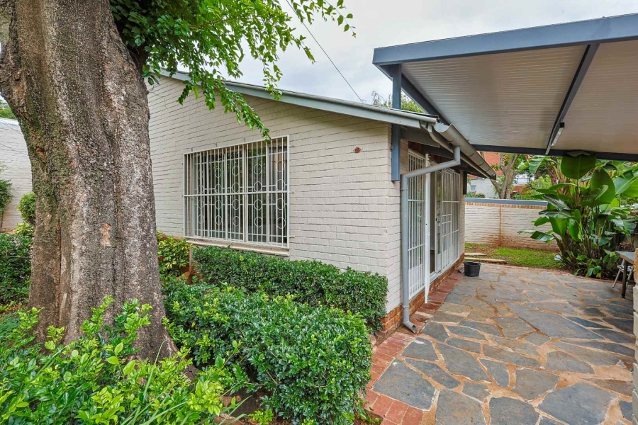 3 Bedroom Property for Sale in Nieuw Muckleneuk Gauteng