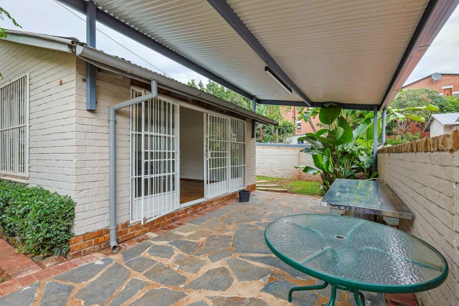 3 Bedroom Property for Sale in Nieuw Muckleneuk Gauteng