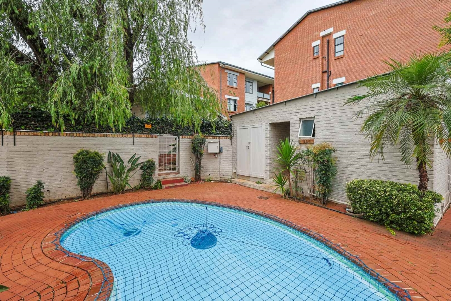 3 Bedroom Property for Sale in Nieuw Muckleneuk Gauteng