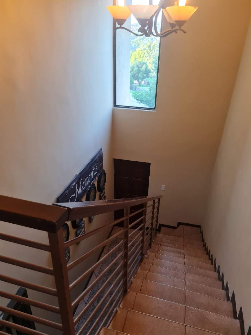 3 Bedroom Property for Sale in Roodekrans Gauteng