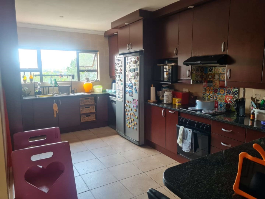 3 Bedroom Property for Sale in Roodekrans Gauteng