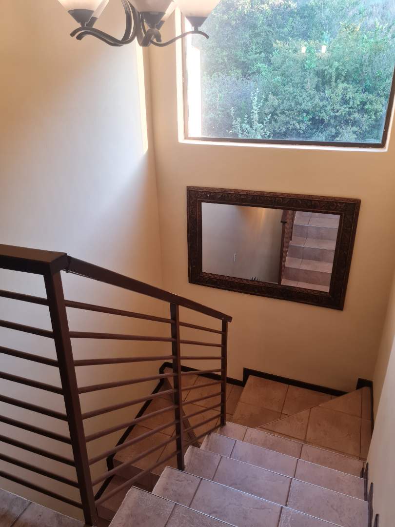 3 Bedroom Property for Sale in Roodekrans Gauteng