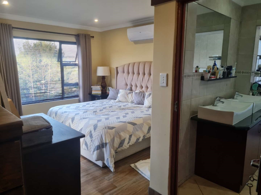 3 Bedroom Property for Sale in Roodekrans Gauteng