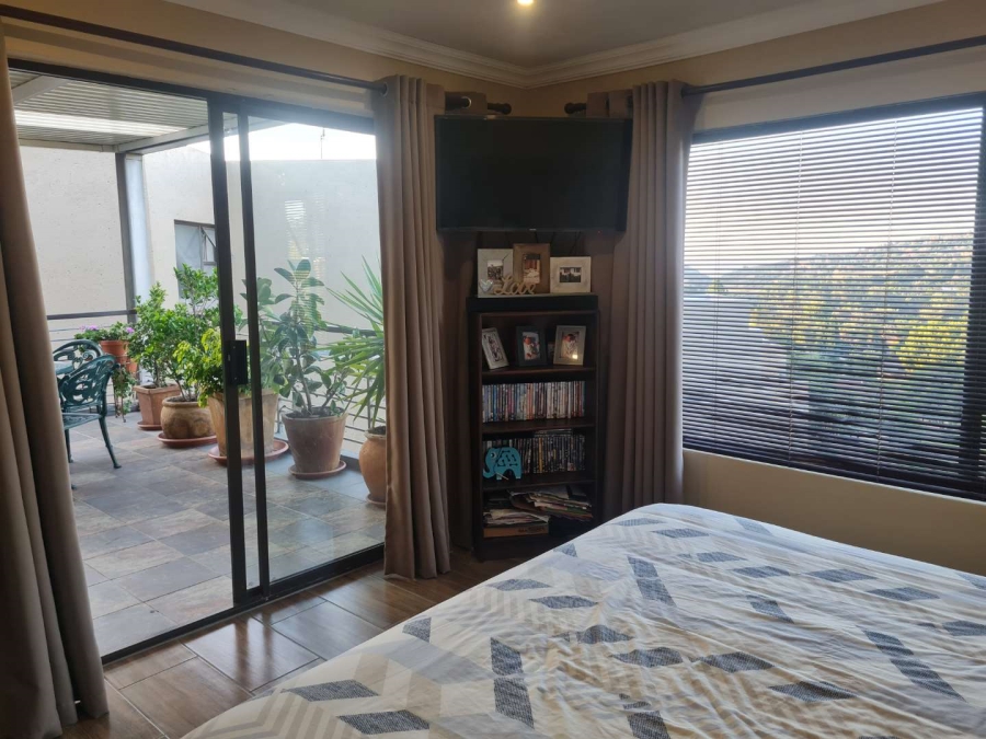 3 Bedroom Property for Sale in Roodekrans Gauteng