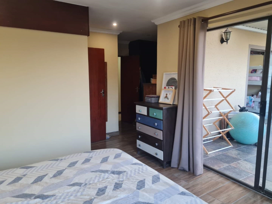 3 Bedroom Property for Sale in Roodekrans Gauteng