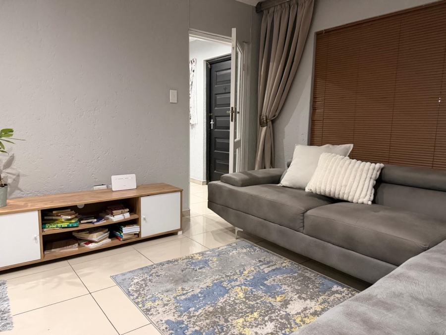 To Let 1 Bedroom Property for Rent in Morningside Gauteng