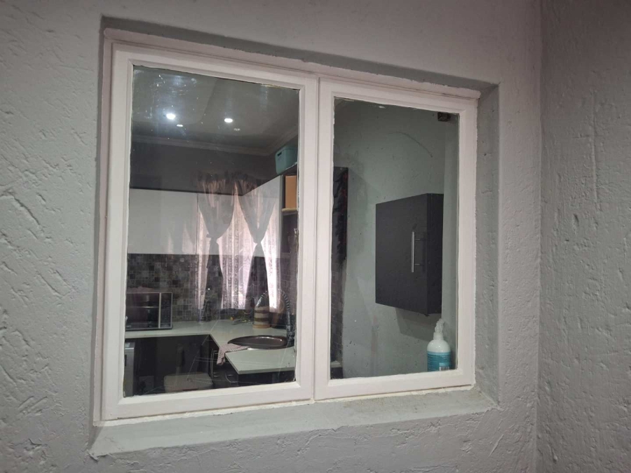 To Let 1 Bedroom Property for Rent in Morningside Gauteng