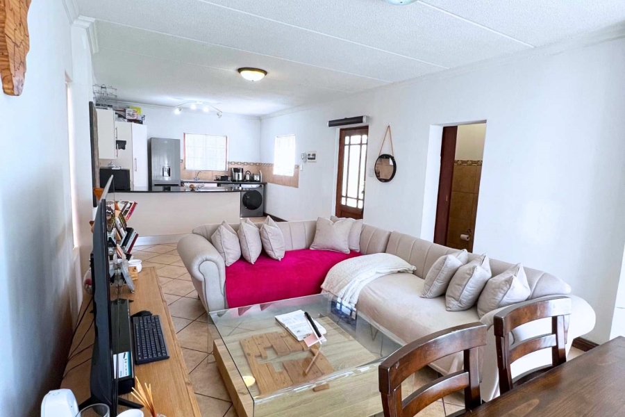 2 Bedroom Property for Sale in Montana Tuine Gauteng