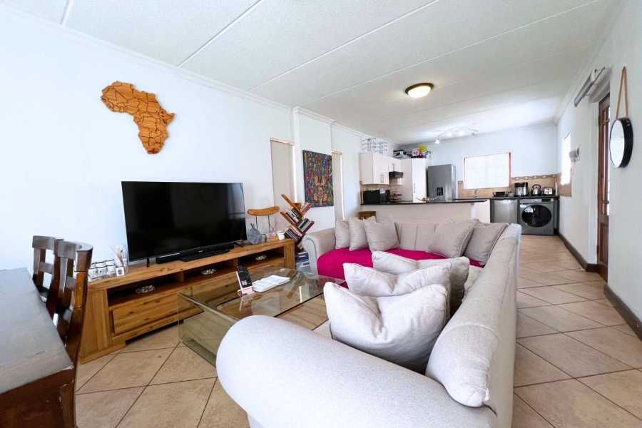 2 Bedroom Property for Sale in Montana Tuine Gauteng