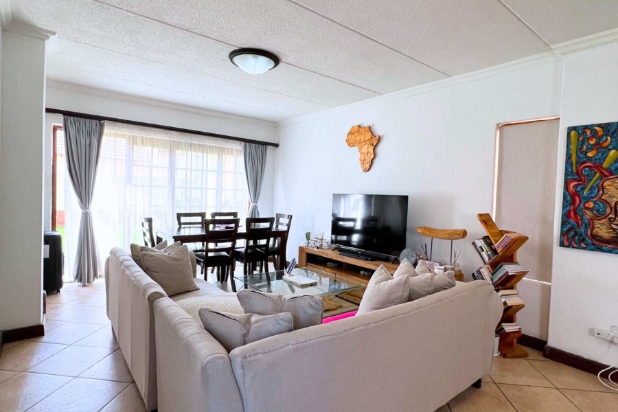 2 Bedroom Property for Sale in Montana Tuine Gauteng