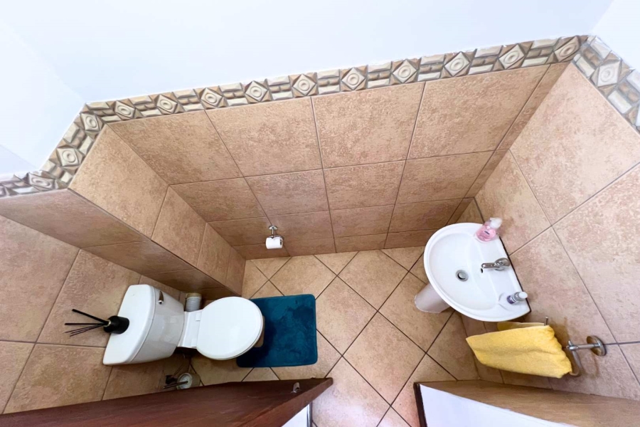 2 Bedroom Property for Sale in Montana Tuine Gauteng