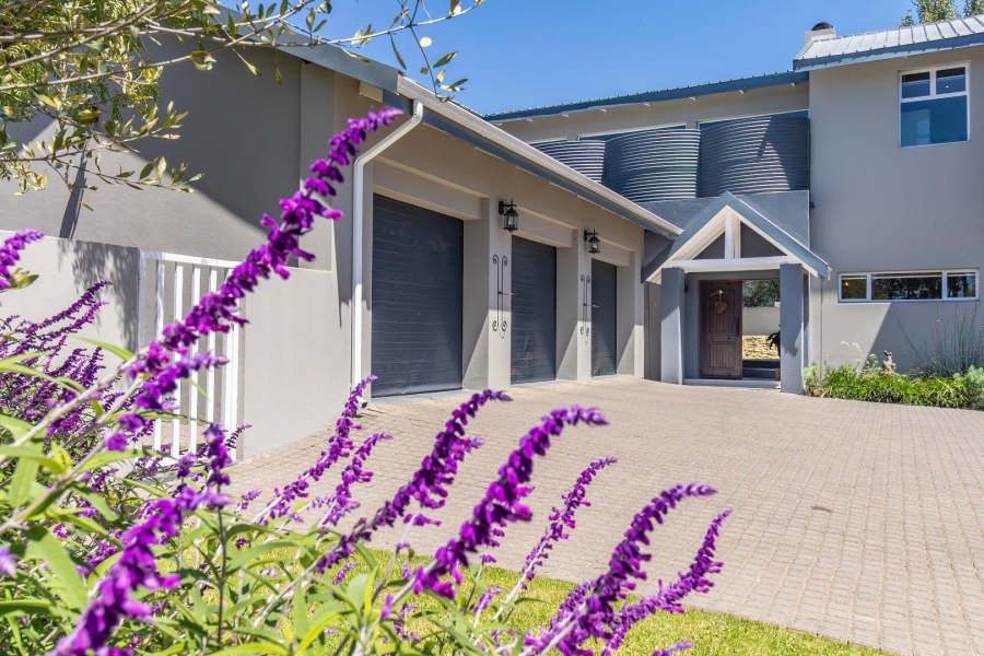 4 Bedroom Property for Sale in Waterfall Country Estate Gauteng