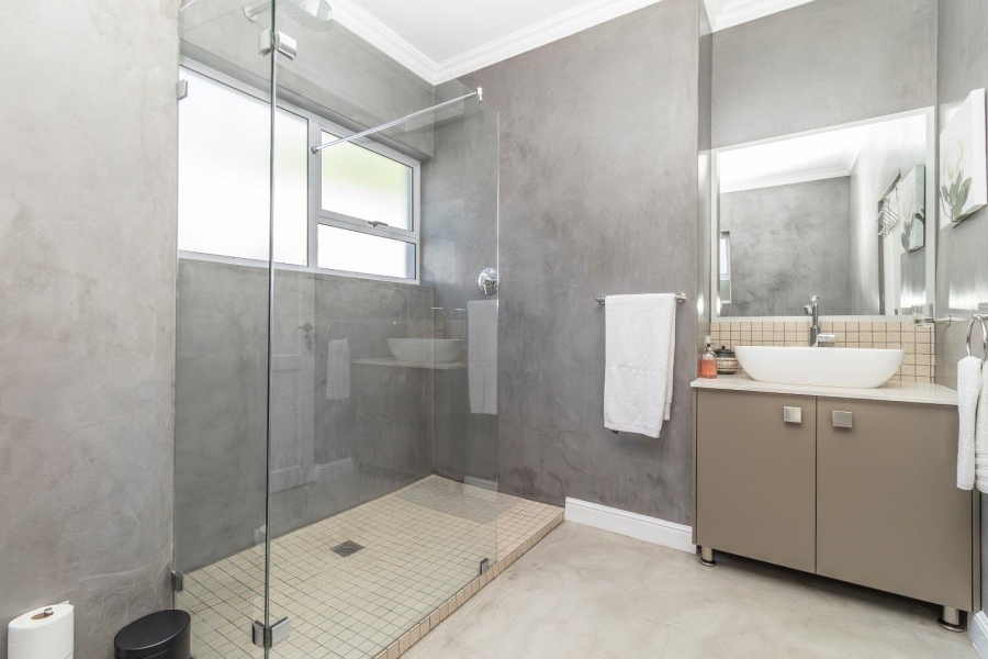 4 Bedroom Property for Sale in Waterfall Country Estate Gauteng