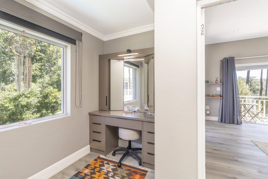 4 Bedroom Property for Sale in Waterfall Country Estate Gauteng