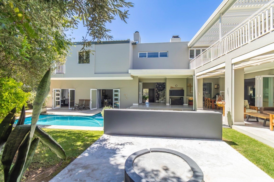 4 Bedroom Property for Sale in Waterfall Country Estate Gauteng