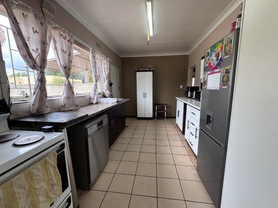 3 Bedroom Property for Sale in Raceview Gauteng
