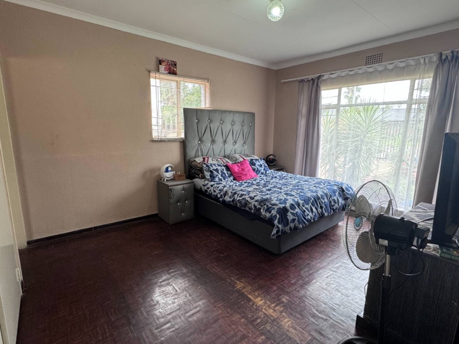 3 Bedroom Property for Sale in Raceview Gauteng