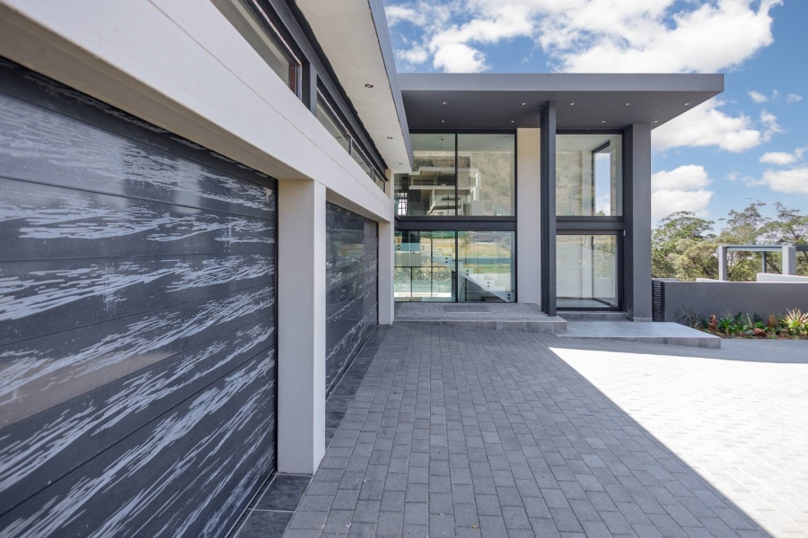 5 Bedroom Property for Sale in Eye of Africa Gauteng