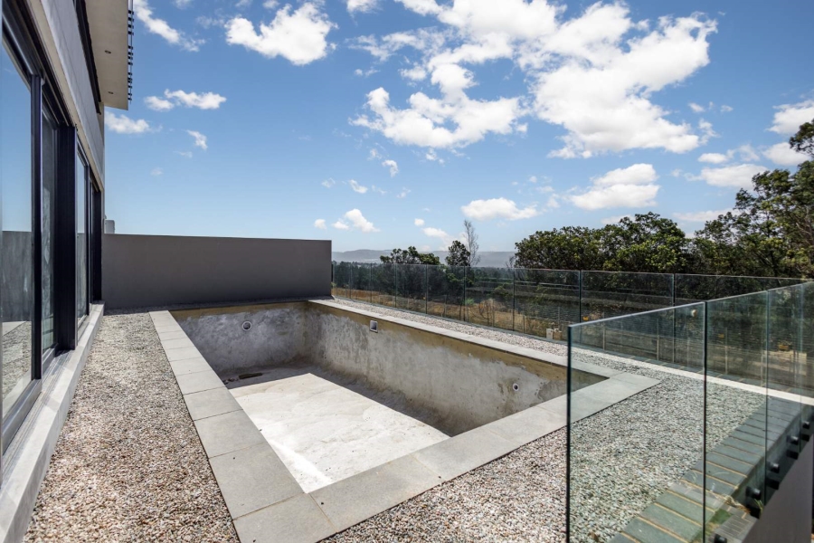 5 Bedroom Property for Sale in Eye of Africa Gauteng