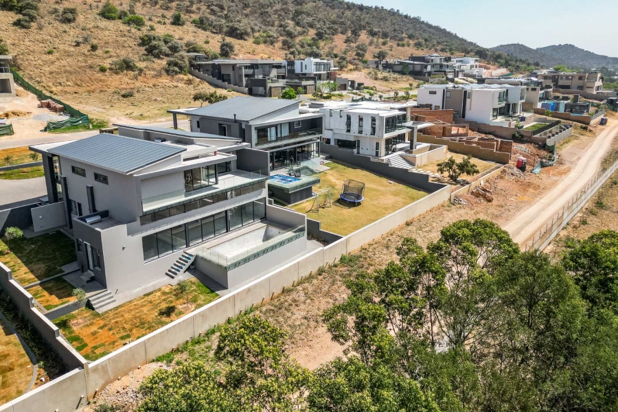 5 Bedroom Property for Sale in Eye of Africa Gauteng