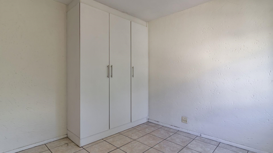 To Let 3 Bedroom Property for Rent in Blackheath Gauteng